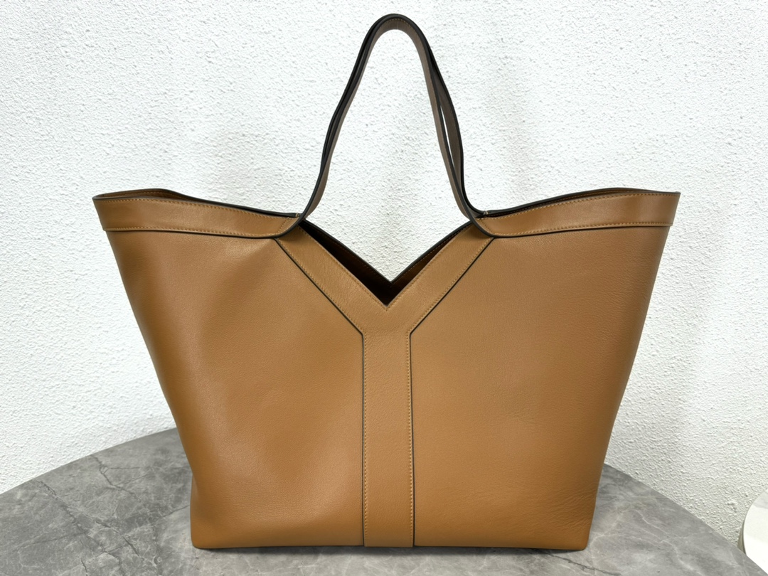 Tote Bag Cow Leather Brown Large Capacity 16cm-s