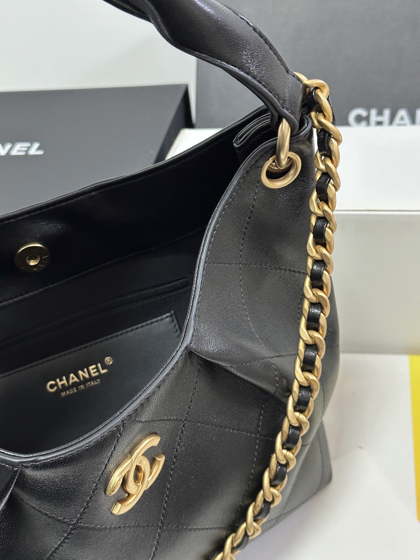Basic Bag Black S