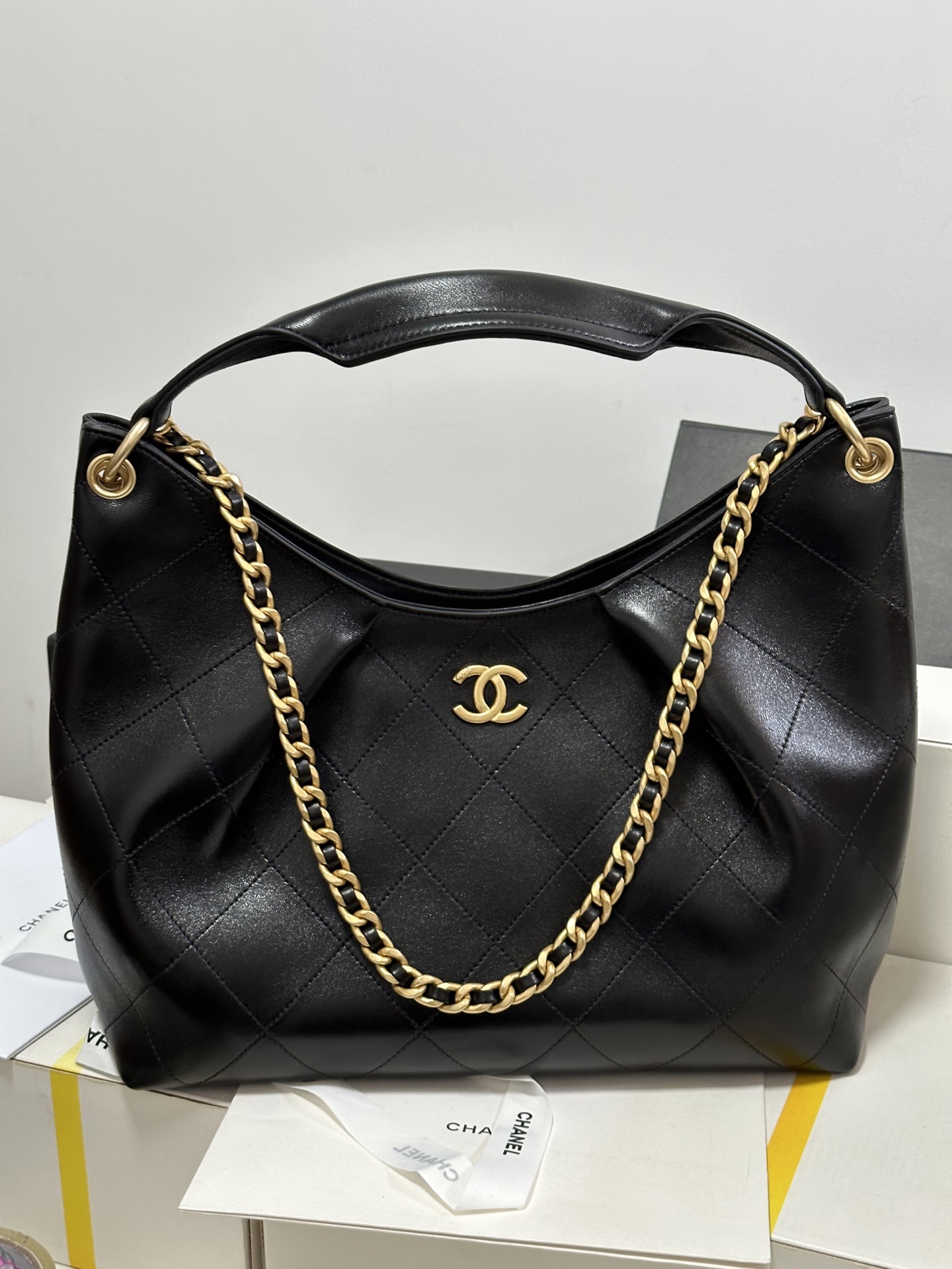 Basic Bag Sheepskin Black 13cm-s