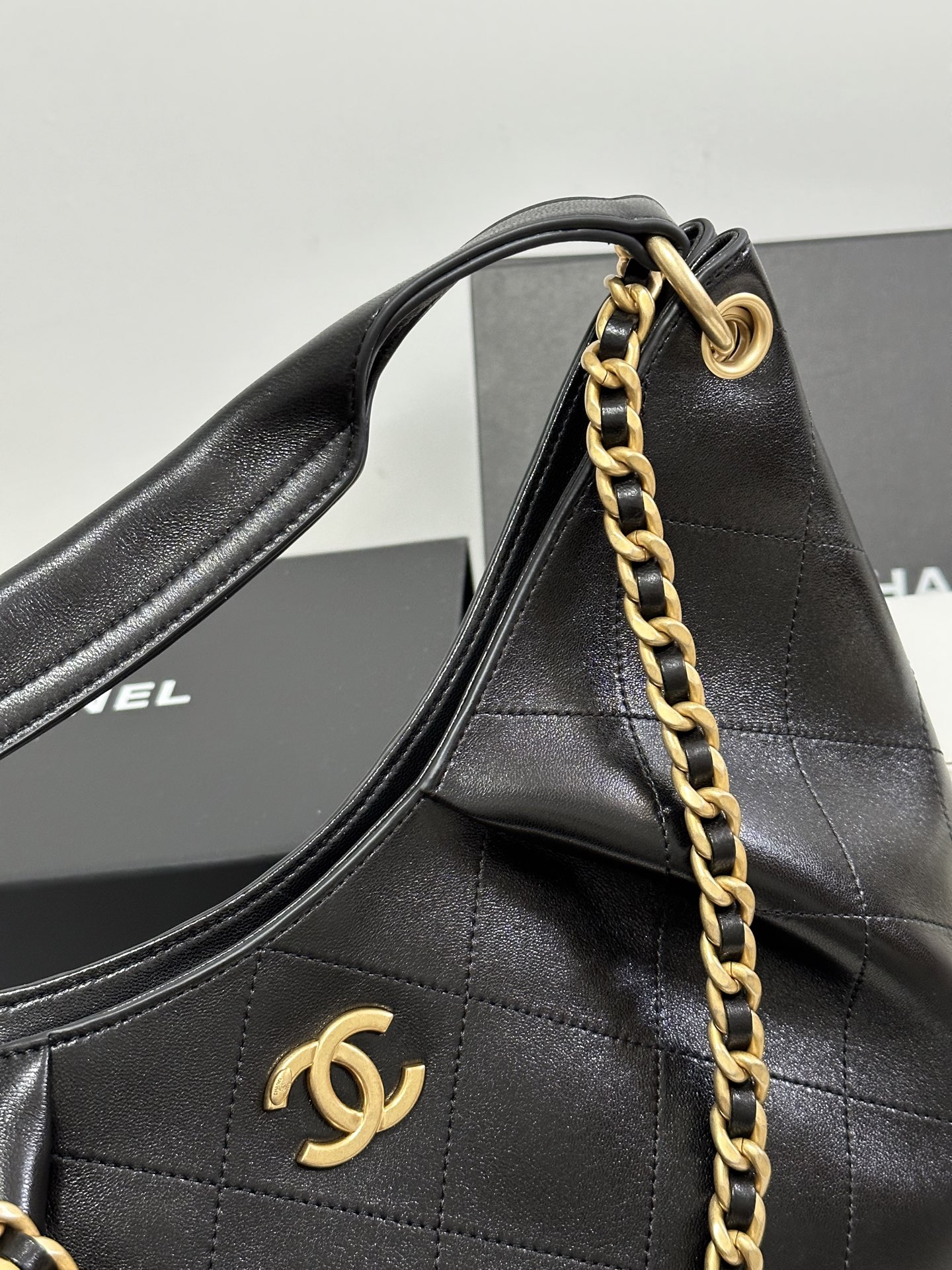 Basic Bag Sheepskin Black 13cm-s
