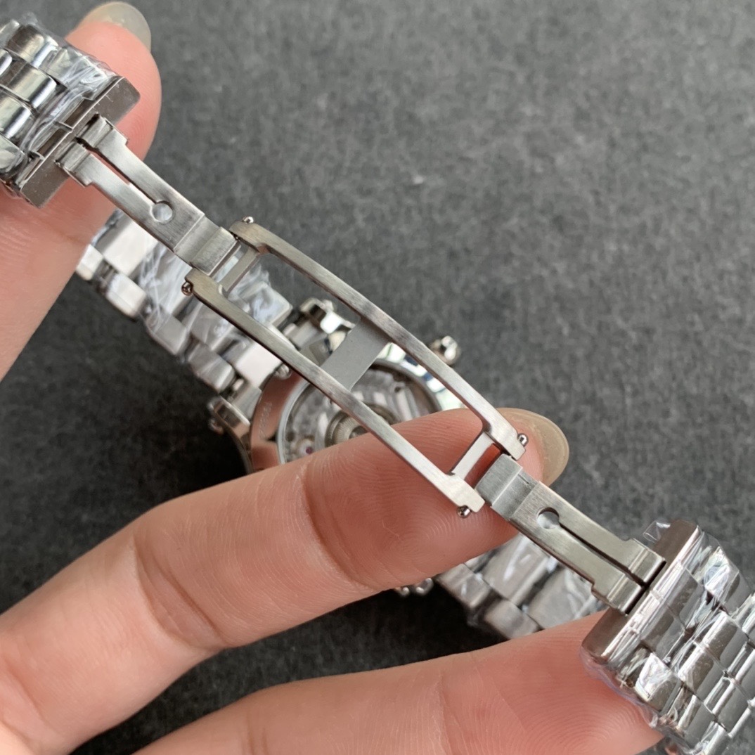 Chopard yf Small Sizeno Calendarhappy Diamonds Size30 mm case Diameter 2892 movement Steel Strapcolorfulchristmas Theme New Year Diamond