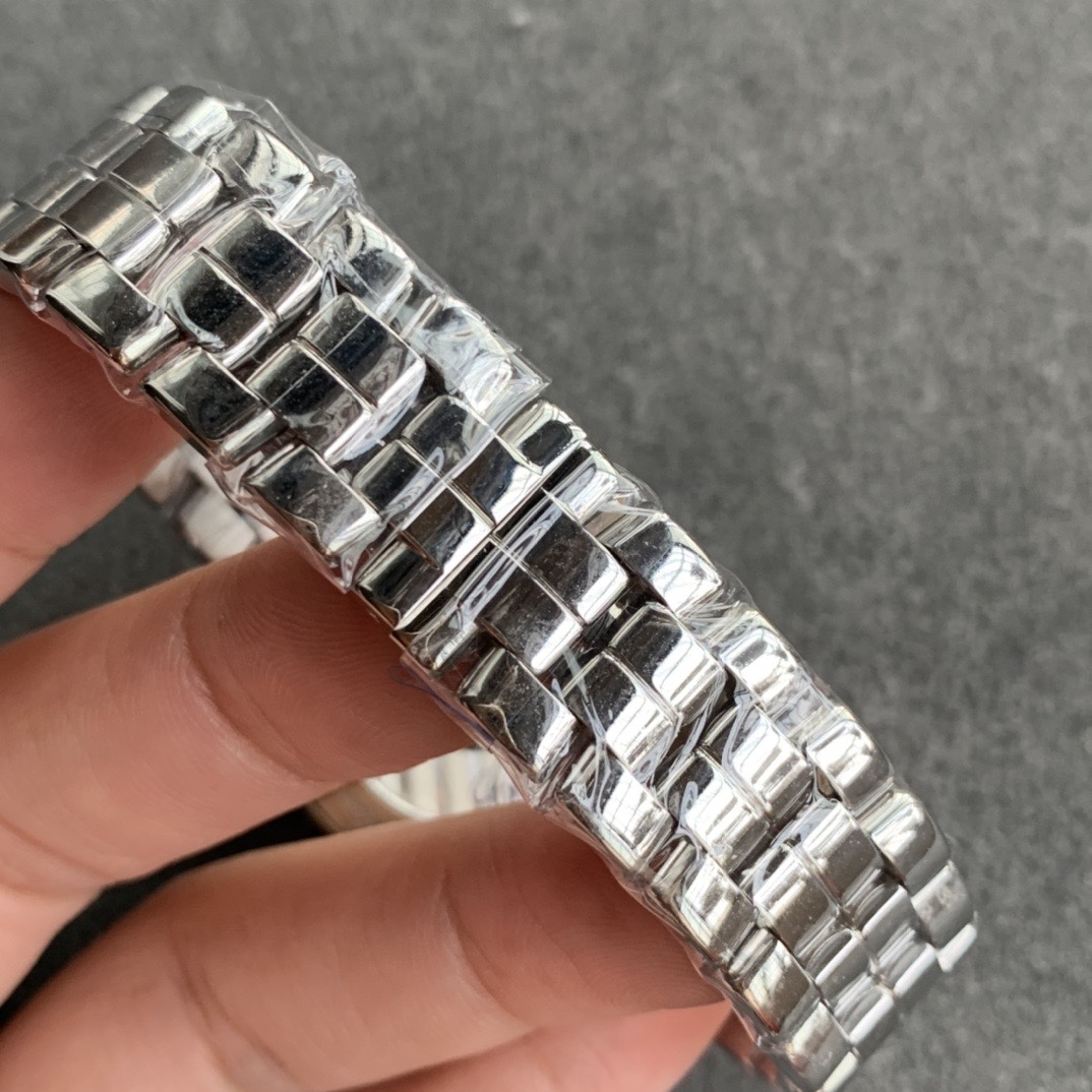 Chopard yf Small Sizeno Calendarhappy Diamonds Size30 mm case Diameter 2892 movement Steel Strapcolorfulchristmas Theme New Year Diamond