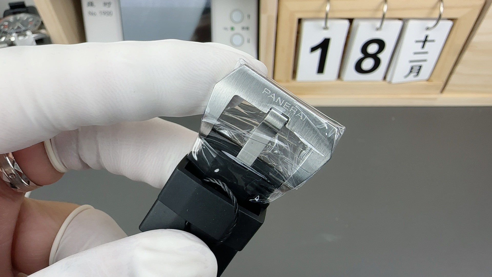 Panerai Vs Factory2025 Vspaneraipam683 1 Diameter42 mm Size. 2 Pam682,pam684 44,47 case Diameter Pam683. 3 Ceramic Factory