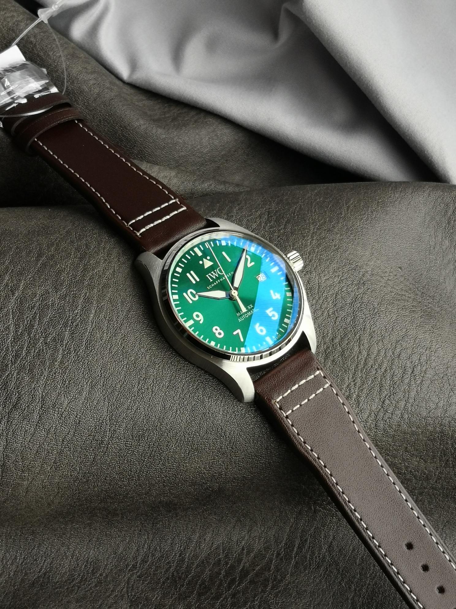 Iwc V7 Gram20 6 Mark Xx 2016 Xvii Xix ,watch Case V7 Gram20, Original Gram V7 Gram18 40 mm ,thickness 11 83 2 Diameter,thickness, 100 Mido ,v7 V7 Dial Markers Gram18 3,6,9,12 ,luminous ,12 Hands ,v7 V7 Mold Opening Clasp, Strap Easx-change V7 Sw300 moveme