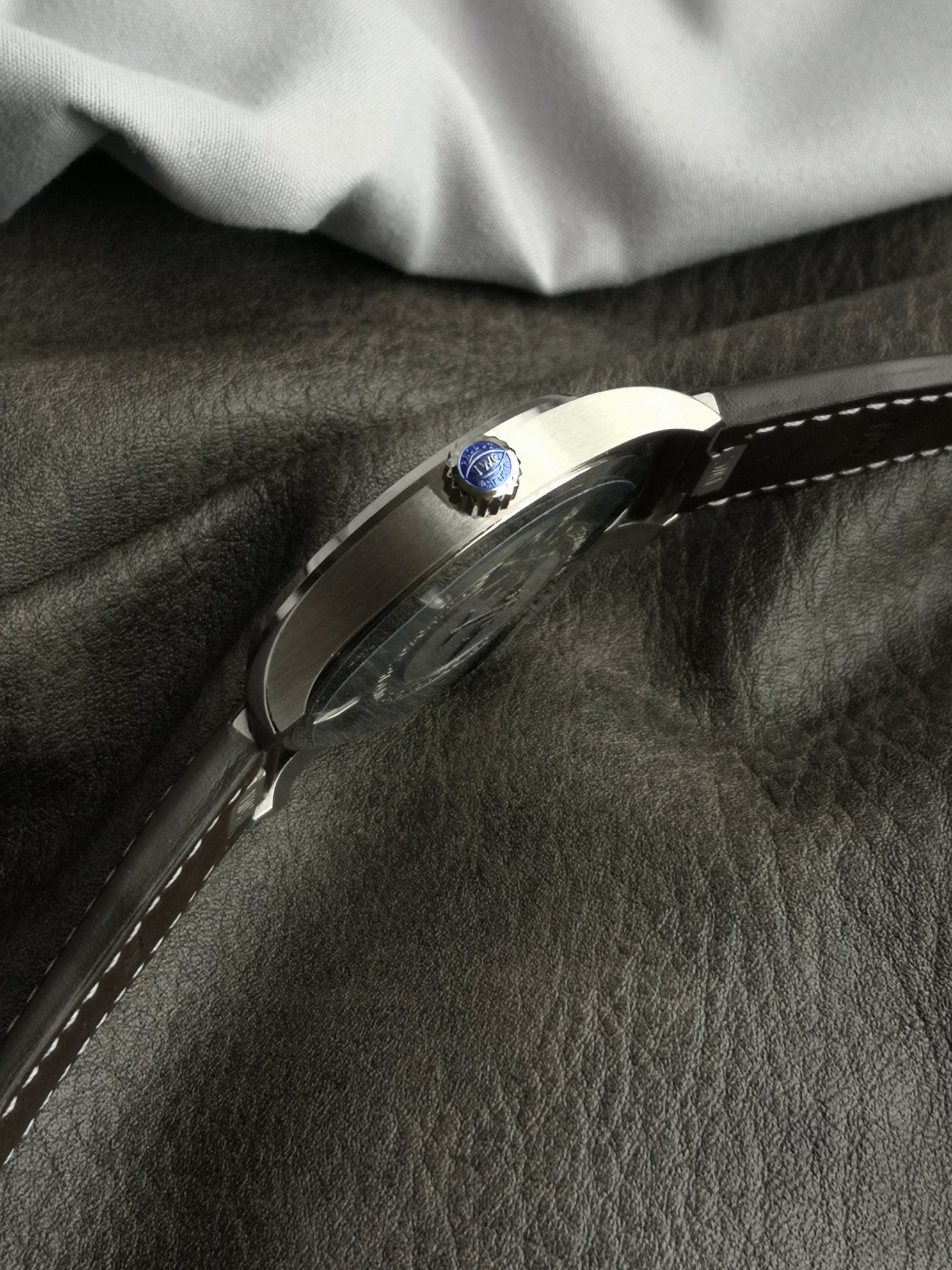 Iwc V7 Gram20 6 Mark Xx 2016 Xvii Xix ,watch Case V7 Gram20, Original Gram V7 Gram18 40 mm ,thickness 11 83 2 Diameter,thickness, 100 Mido ,v7 V7 Dial Markers Gram18 3,6,9,12 ,luminous ,12 Hands ,v7 V7 Mold Opening Clasp, Strap Easx-change V7 Sw300 moveme