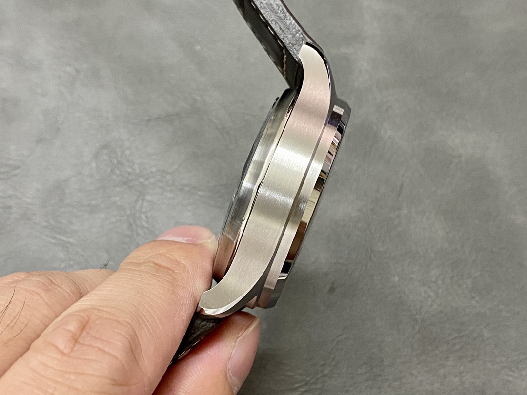 Iwc Zf --iwc .46 mm .watch Case Original Dial .movement Originalcal.51111