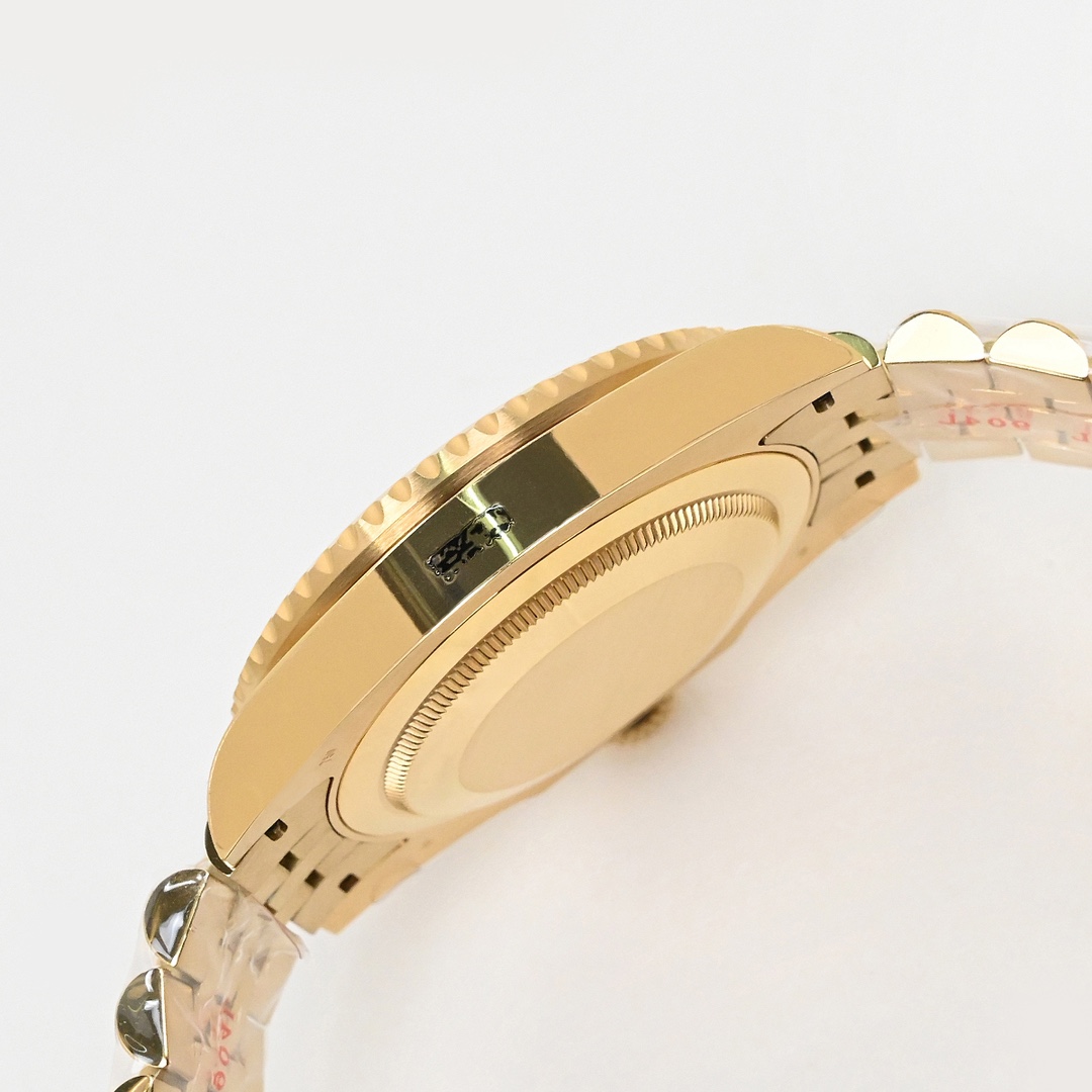 Rolex Ew2023 40 ① 3285 movement, Original ② Ceramic ③watch Case:sizethicknessoriginal ,thickness 12 mm ④ Luminous, ⑤ :sapphire Crystal 5 ⑥steel Strap:904 Watch Strap, Ew