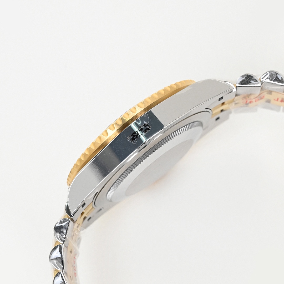 Rolex Ew2023 40 ① 3285 movement, Original ② Ceramic ③watch Case:sizethicknessoriginal ,thickness 12 mm ④ Luminous, ⑤ :sapphire Crystal 5 ⑥steel Strap:904 Watch Strap, Ew