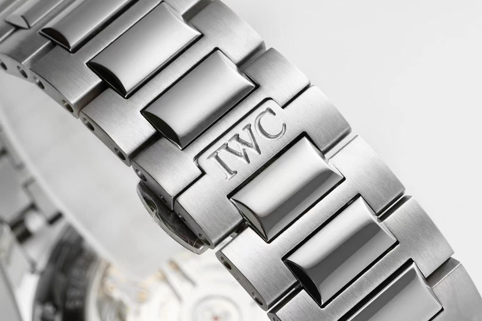 Iwc Az New Style Iwciwc Chronograph ,movement Watch Clasp Cal.69355 Original Case Size41 mm x13 1.az