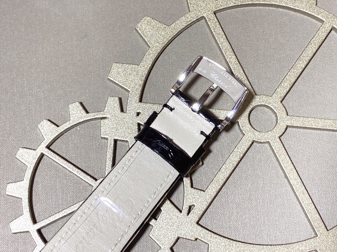 Iwc Nrchopard Chopardchopard Diamond New Style Chopard 36 mm 2892mechanical happy Diamonds .watch Dial Sport Case Movement Quartz / 2892mechanical Strap 100