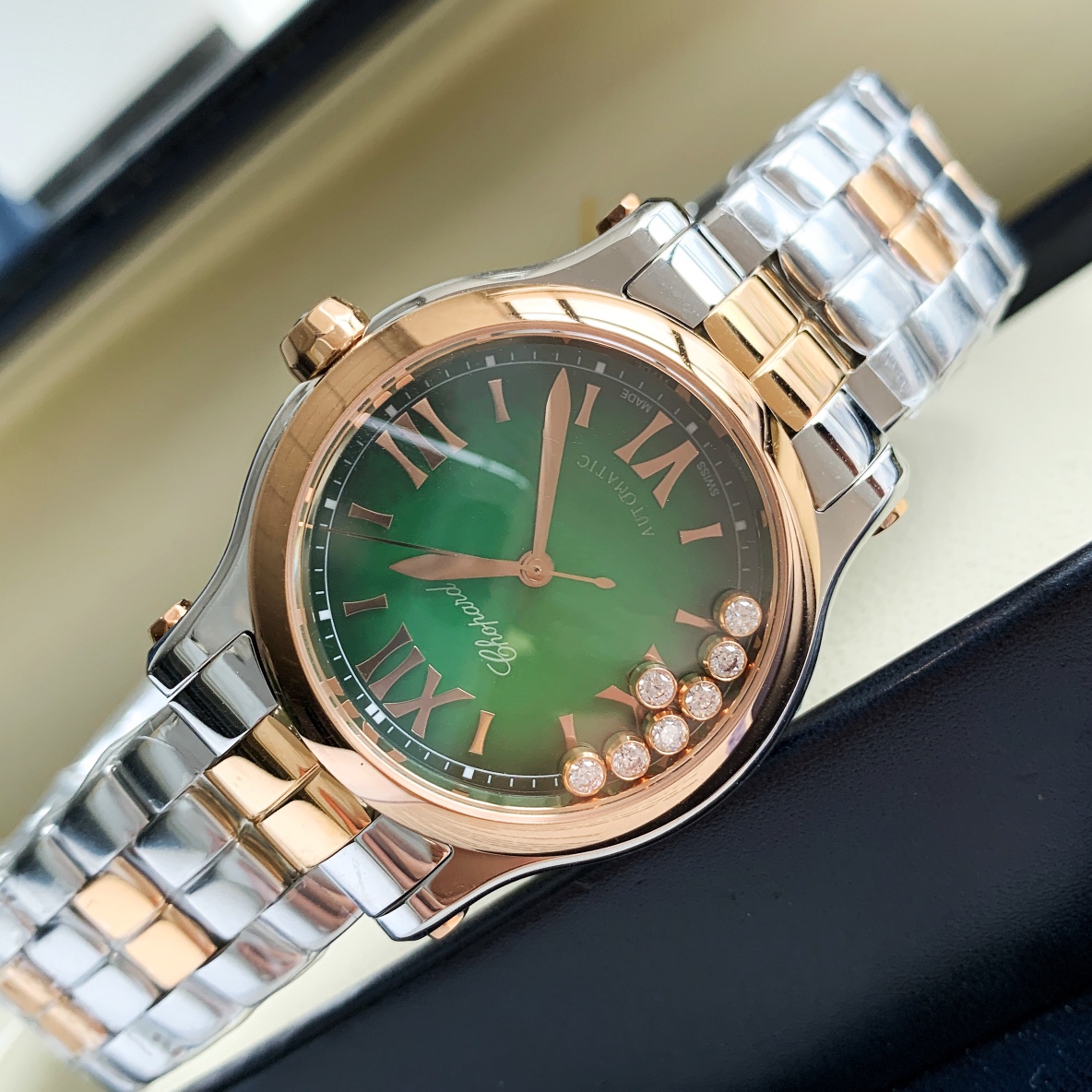 Chopard Nr happy Diamonds Diamond Sport Watch Case Dial