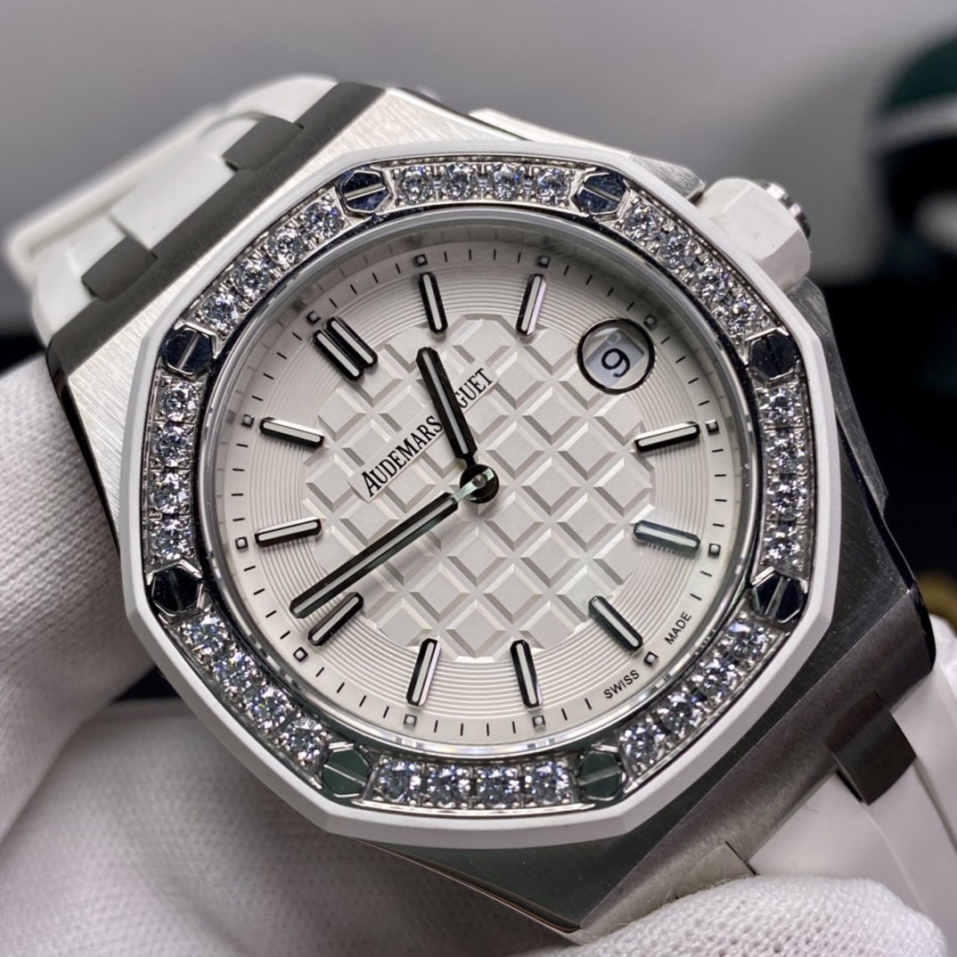 Audemars Piguet Rxwaudemars Piguetap67540 37 mm quartz Quartzmovement Watch Case904 32 05 Vvs 02gram Sale Diamond D Strap Silicone