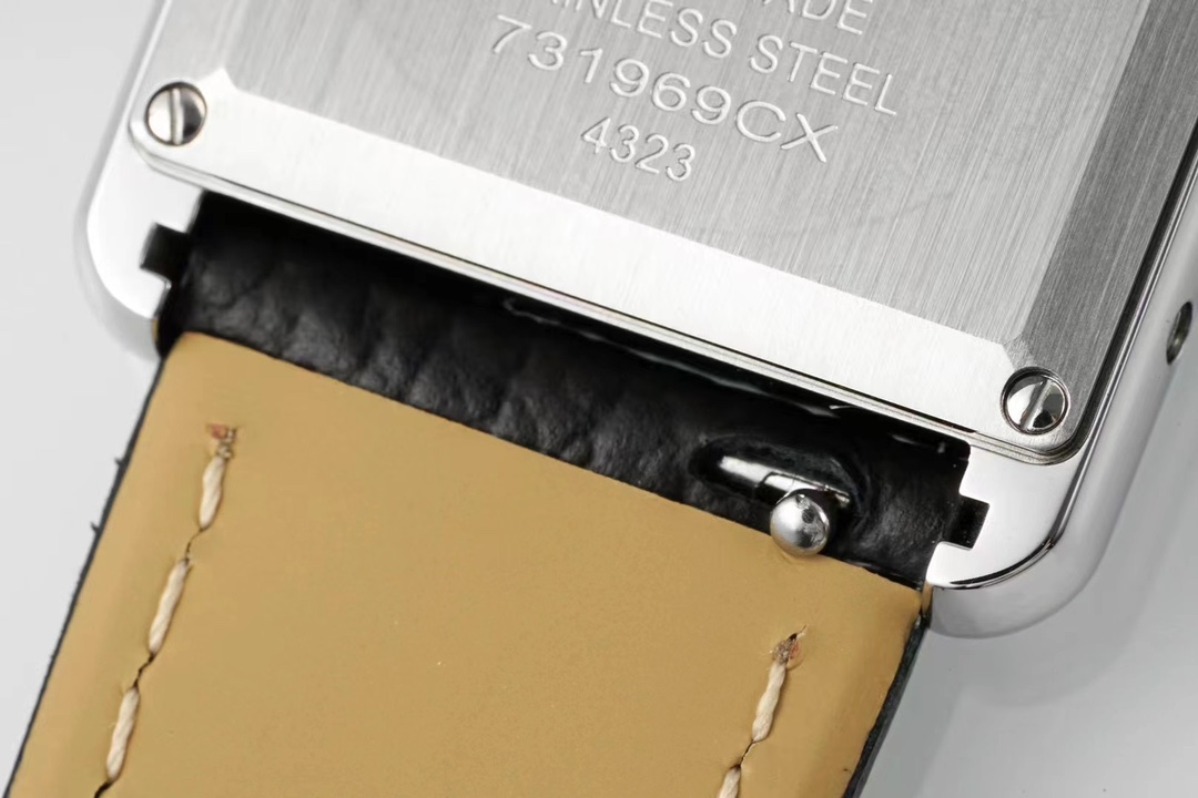 Cartier Af Tank Must Size: 5 mm 522 1 A Seiko Original Sapphire Crystal, Watch Dial Quartzmovement Strap Qc Gram