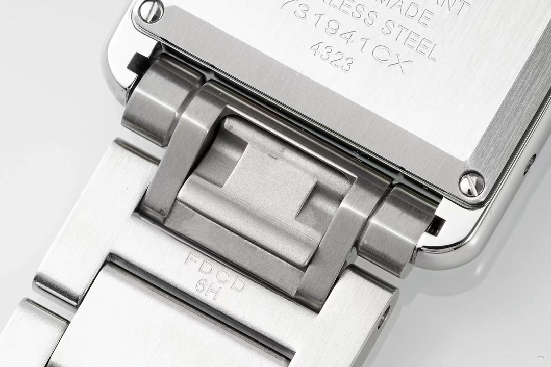 Cartier Af Tank Must Size: 5 mm 522 1 A Seiko Original Sapphire Crystal, Watch Dial Quartzmovement Strap Qc Gram