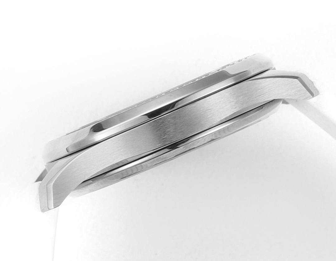 Patek Philippe Hi Factory Philippeaquanaut Mechanical Movement Watch Case:6 Case Diameter, Cnc Diamond Dial: ,12 Mold Opening Markers Strap: Clasp Original Cal.324 Originalmovement