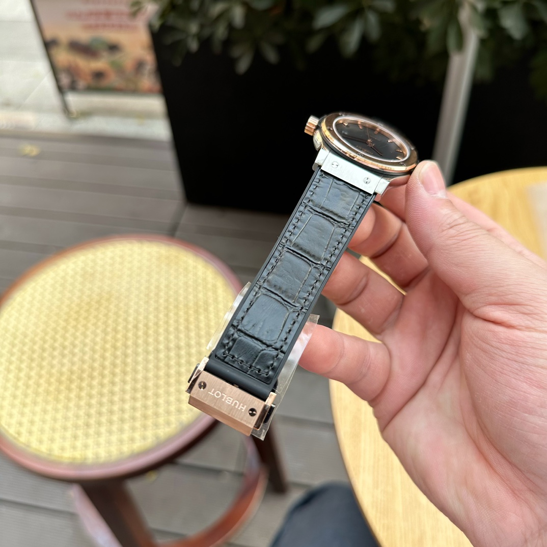 Hublot Wwf 1mold Opening, 16 ,technological Breakthrough :1 :watch Case Titanium ,size45 mm 6 H 2 98, Gram 0 3d 3 :movement Hub 11 movement,movement 99