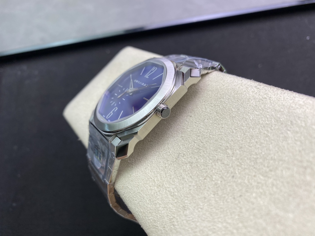 Bulgari Bv Mechanical Octo Finissimo Gram 1 Size:40 mm 2 Thickness:7 3 Watch Case: 316 4 Crystal: 5 Dial: / / 6 Steel Strap: 7 Ceramic 8 Movement: Mechanicalmovement