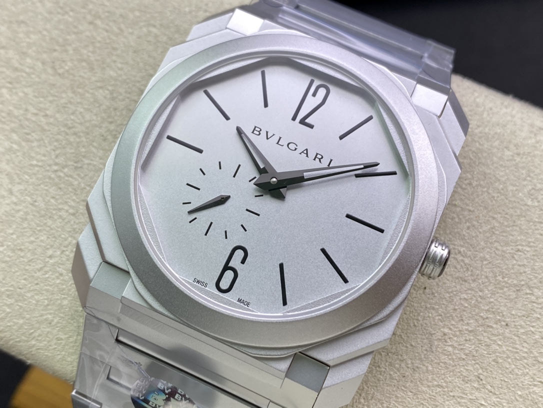 Bulgari Bv Mechanical Octo Finissimo Gram 1 Size:40 mm 2 Thickness:7 3 Watch Case: 316 4 Crystal: 5 Dial: / / 6 Steel Strap: 7 Ceramic 8 Movement: Mechanicalmovement