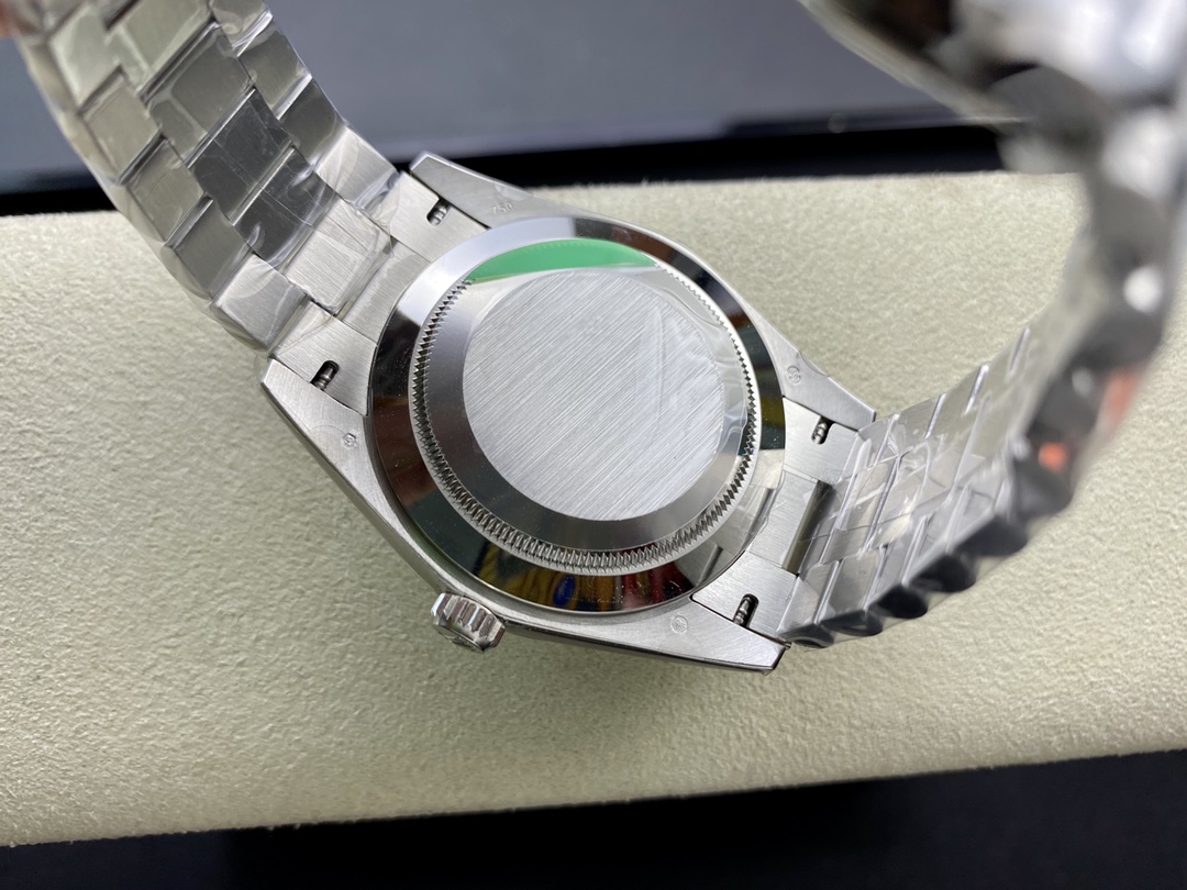 Rolex Ew 40 Mold Opening3255 Mechanicalmovement 126331mens Diameter,7 Thickness, 1 1mold Opening. :1,watch Casediameter 3255 .2,watch Strap Original ,5 ,watch Case .3,watch Casethickness, .4,watch Clasp .5,watch .6,watch 7, 8