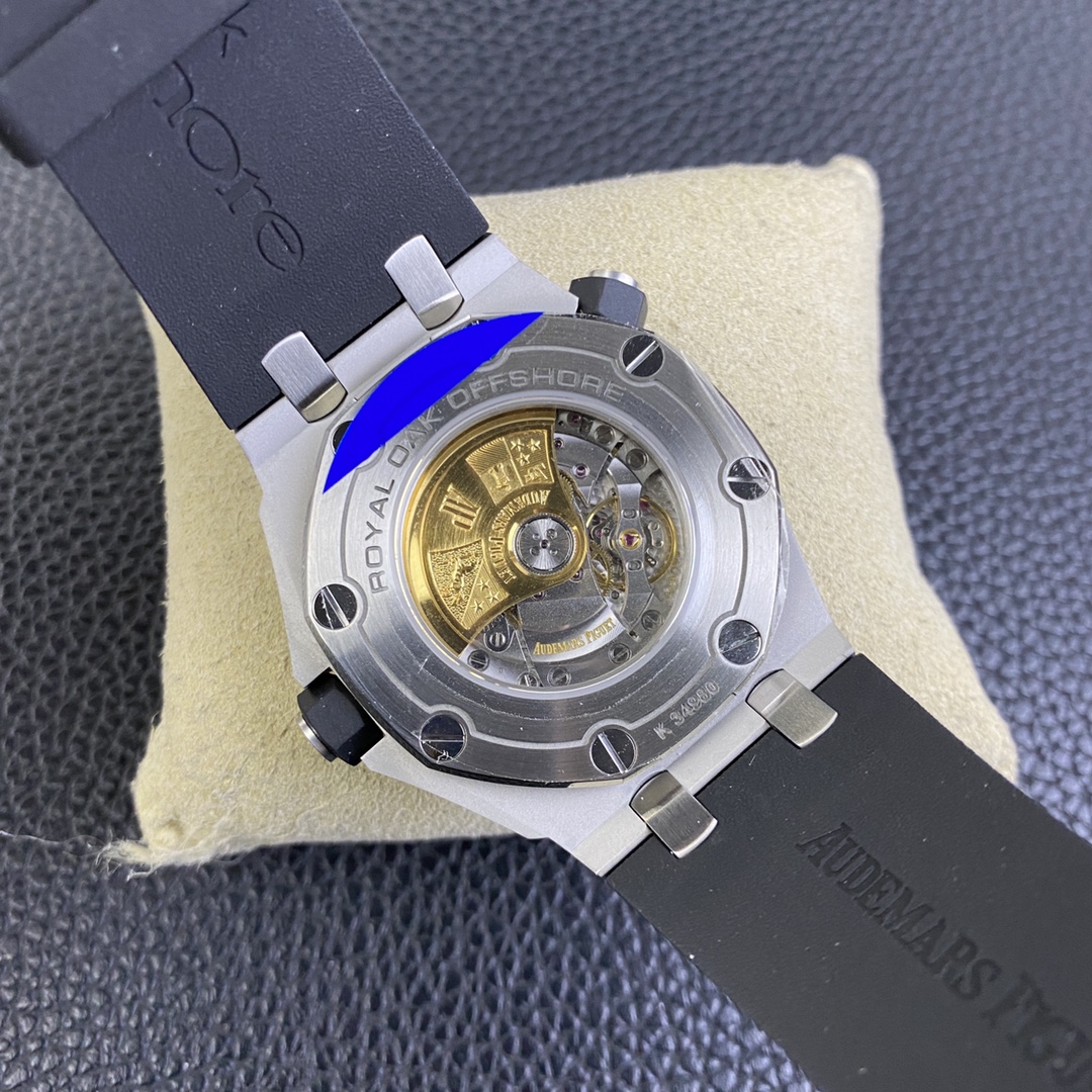 Audemars Piguet Apsaudemars Piguet15710 Size42 mm x14.1 Watch Case Original Luminous Markers, Movement Ap.cal.3120