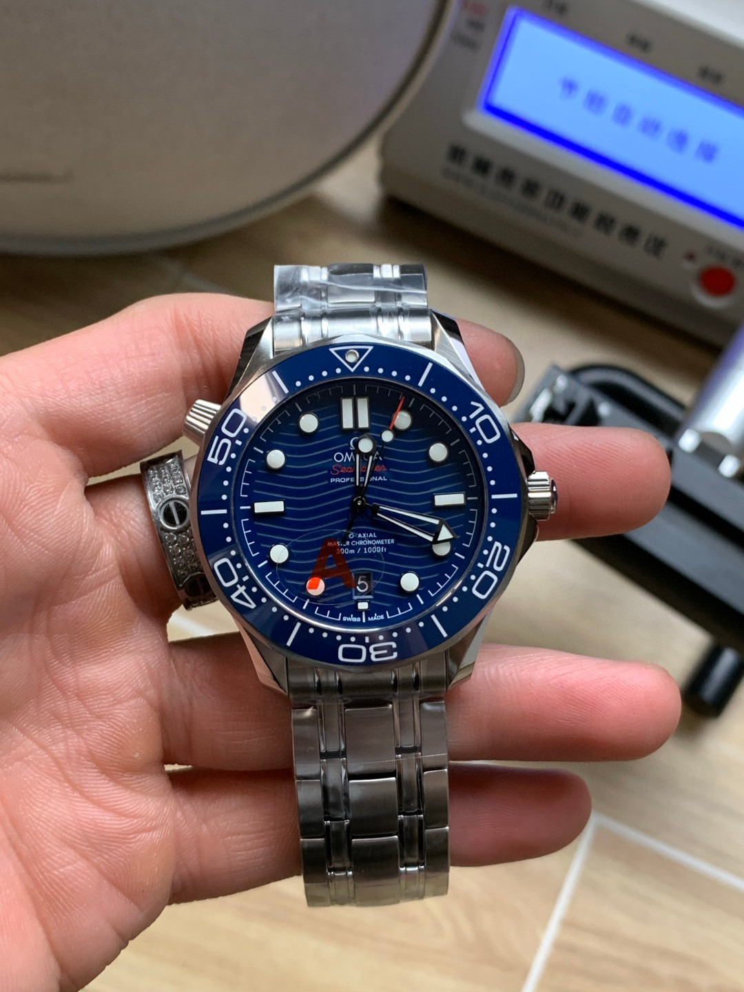 Omega Vs 300 --v4 8800 Movementvs movement ①vs ②vs 54 55 2824 movement41 13 ③ ①vs 8800diameter 5 mm thickness65 9 6m Thickness6.4 75 M ②movement