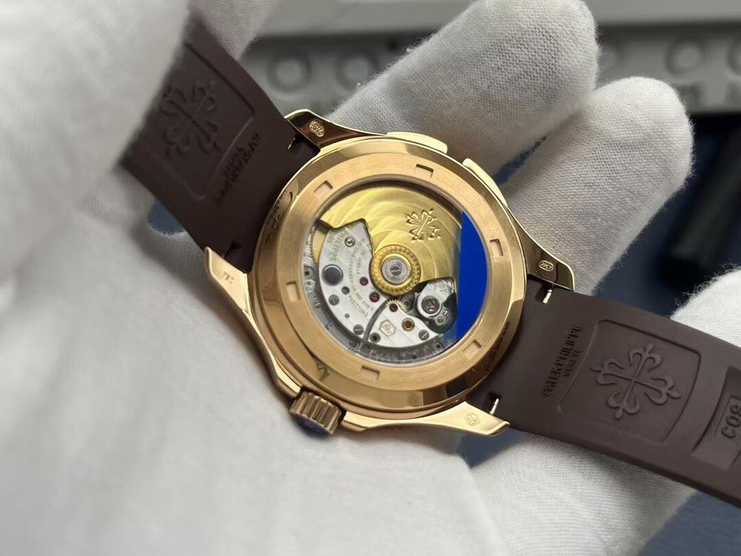 Patek Philippe Zf Philippeaquanaut 5164a-001 Dual Time Watch Case40.8 mm case Diameter, Stainless Steel Hands Dial .3,9 home local ,6 Movement Philippe5164a-001 324 Sc Fusautomatic Windingmovement Tropicalwatch Strap