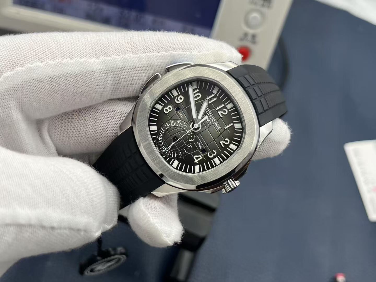 Patek Philippe Zf Philippeaquanaut 5164a-001 Dual Time Watch Case40.8 mm case Diameter, Stainless Steel Hands Dial .3,9 home local ,6 Movement Philippe5164a-001 324 Sc Fusautomatic Windingmovement Tropicalwatch Strap