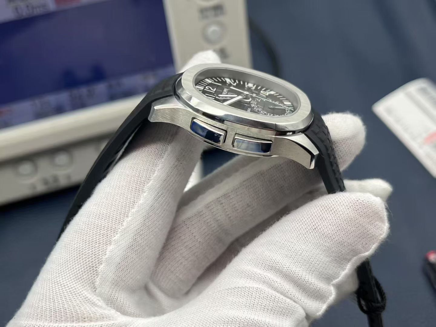 Patek Philippe Zf Philippeaquanaut 5164a-001 Dual Time Watch Case40.8 mm case Diameter, Stainless Steel Hands Dial .3,9 home local ,6 Movement Philippe5164a-001 324 Sc Fusautomatic Windingmovement Tropicalwatch Strap