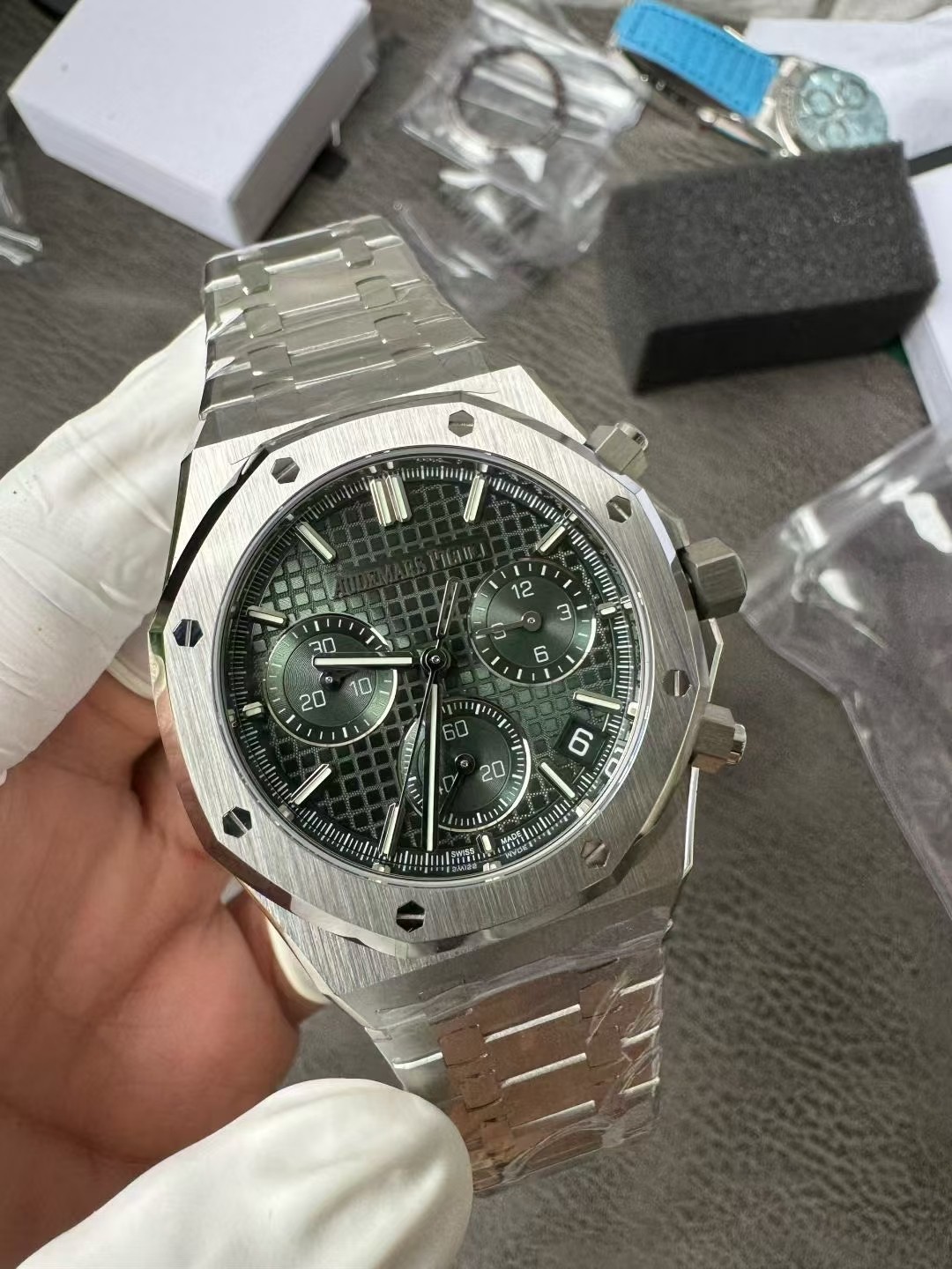 Audemars Piguet Ddfaudemars Piguet26240 4401 Movement6.8 mm thickness, 1-1 2 Movement .watch Diallogo1-1 ,a E 4watch Dial 4 6 Case ,size Strap ,10 ,ap ,logo1-1 Ddf