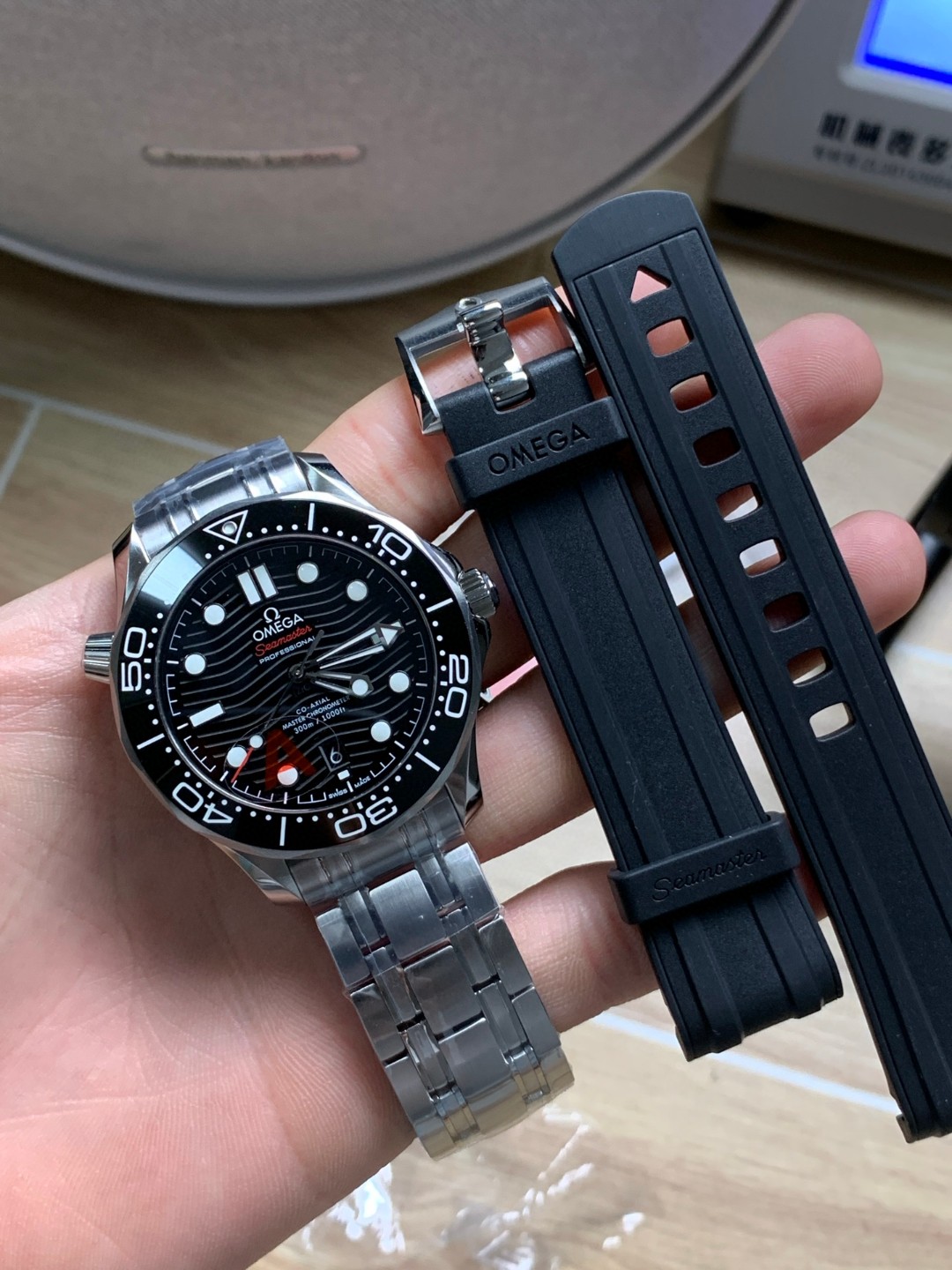 Omega Vs 300 --v4 8800 Movementvs movement ①vs ②vs 54 55 2824 movement41 13 ③ ①vs 8800diameter 5 mm thickness65 9 6m Thickness6.4 75 M ②movement