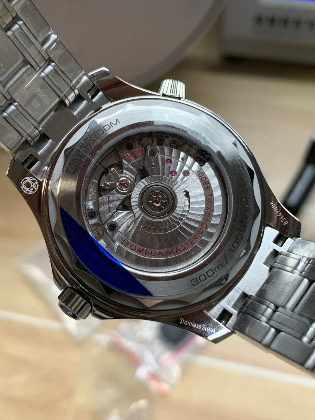 Omega Vs 300 --v4 8800 Movementvs movement ①vs ②vs 54 55 2824 movement41 13 ③ ①vs 8800diameter 5 mm thickness65 9 6m Thickness6.4 75 M ②movement