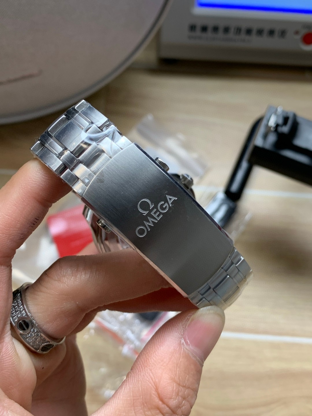 Omega Vs 300 --v4 8800 Movementvs movement ①vs ②vs 54 55 2824 movement41 13 ③ ①vs 8800diameter 5 mm thickness65 9 6m Thickness6.4 75 M ②movement