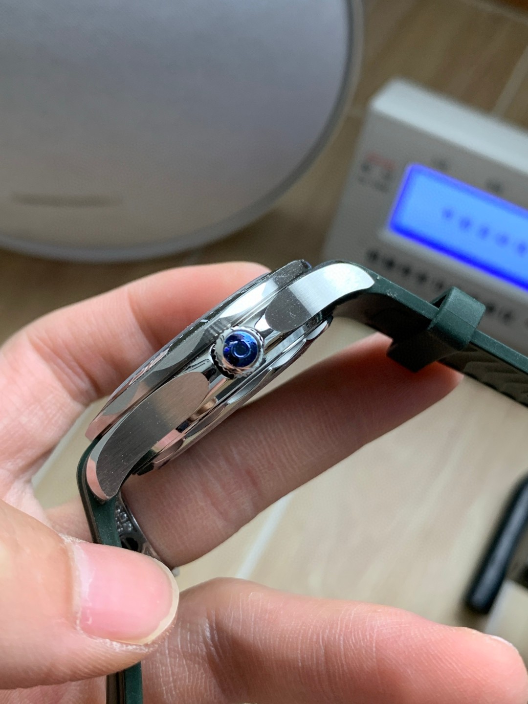 Omega Vs 300 --v4 8800 Movementvs movement ①vs ②vs 54 55 2824 movement41 13 ③ ①vs 8800diameter 5 mm thickness65 9 6m Thickness6.4 75 M ②movement