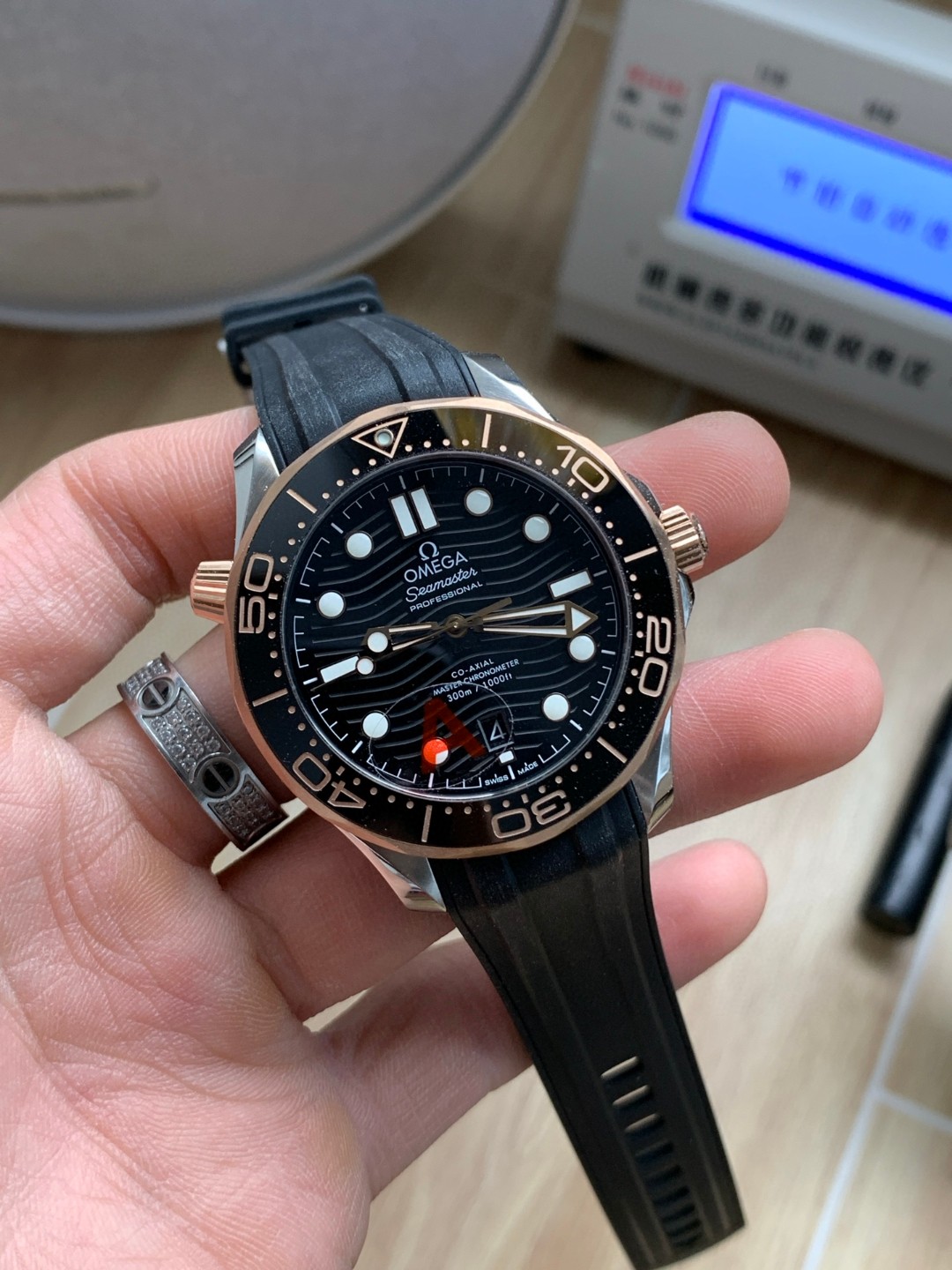 Omega Vs 300 --v4 8800 Movementvs movement ①vs ②vs 54 55 2824 movement41 13 ③ ①vs 8800diameter 5 mm thickness65 9 6m Thickness6.4 75 M ②movement