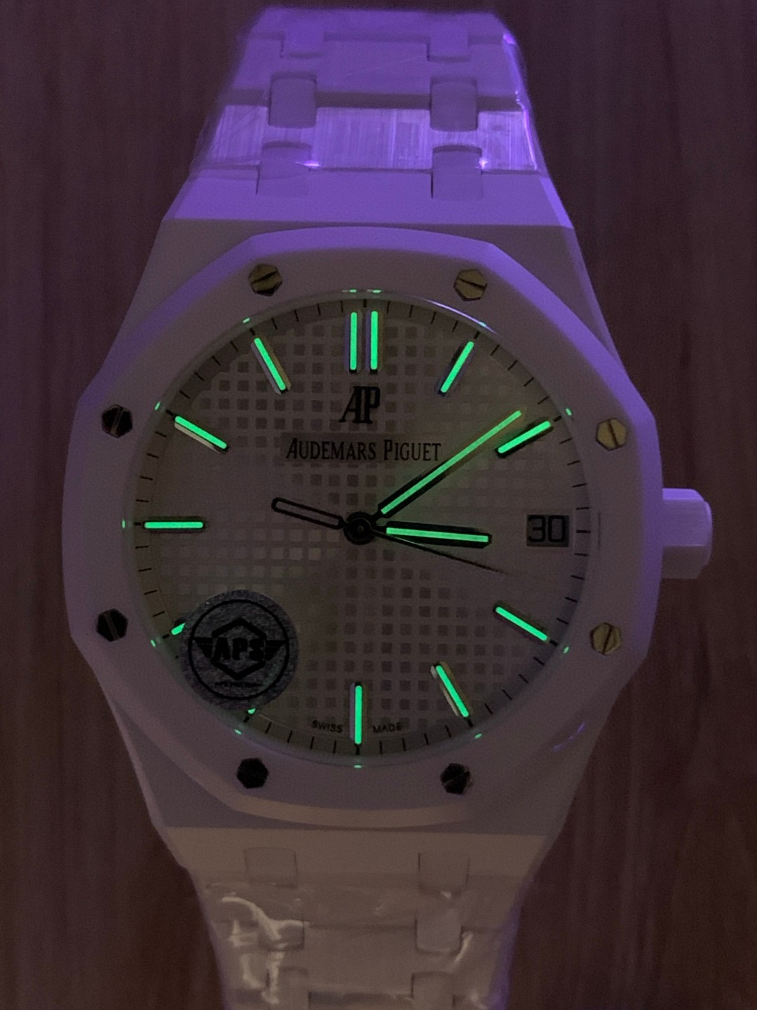 Audemars Piguet Aps Piguet15500 Ceramic Cal.4302 Stainless Steel, Watch Case Strap :apswatch tapisserie Dial,ceramic Casethickness 5