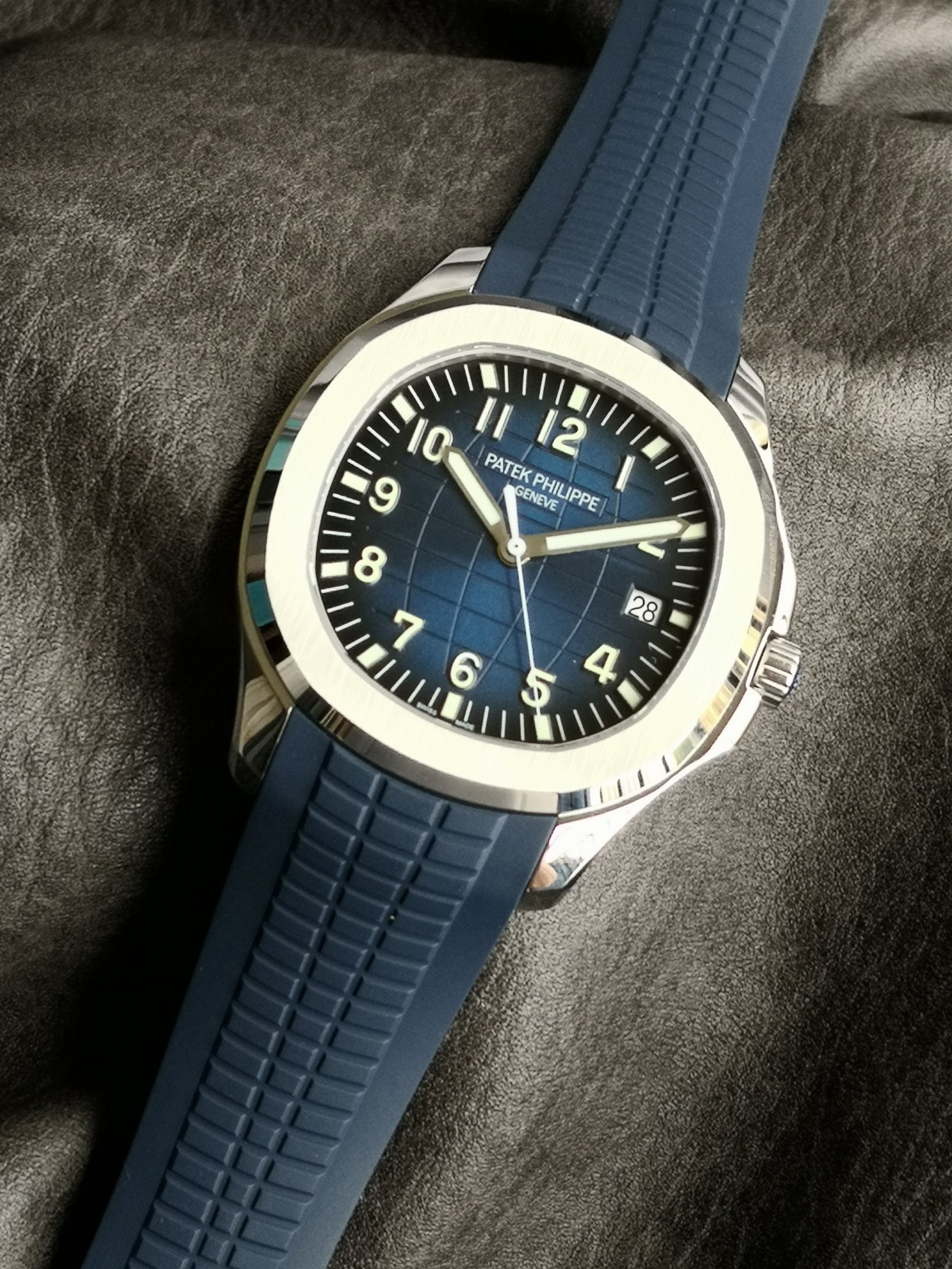 Patek Philippe 3k Philippeaquanaut 5168g-001 Watch Case Strap, Dial, Cal.26-330 S C Mechanical,42