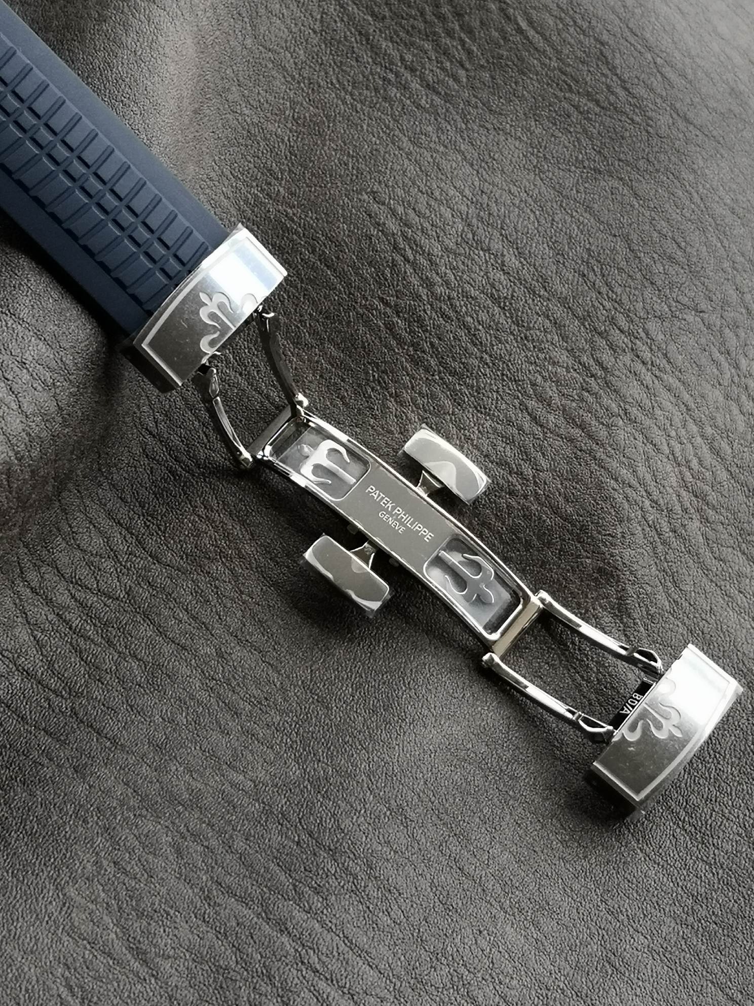 Patek Philippe 3k Philippeaquanaut 5168g-001 Watch Case Strap, Dial, Cal.26-330 S C Mechanical,42