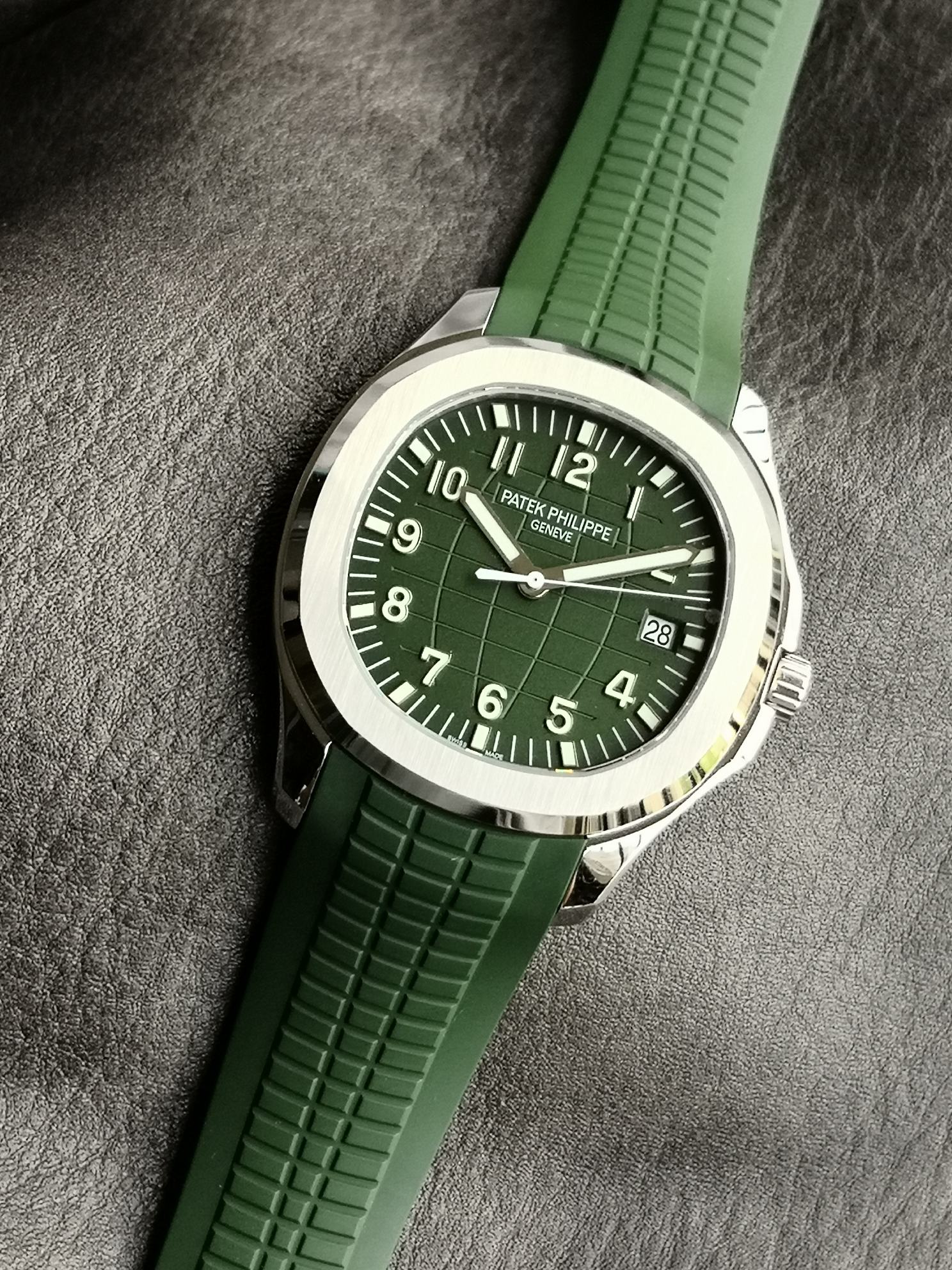 Patek Philippe 3k Philippeaquanaut 5168g-010 Watch Case Strap, Dial, Cal.26-330 S C Mechanical,42