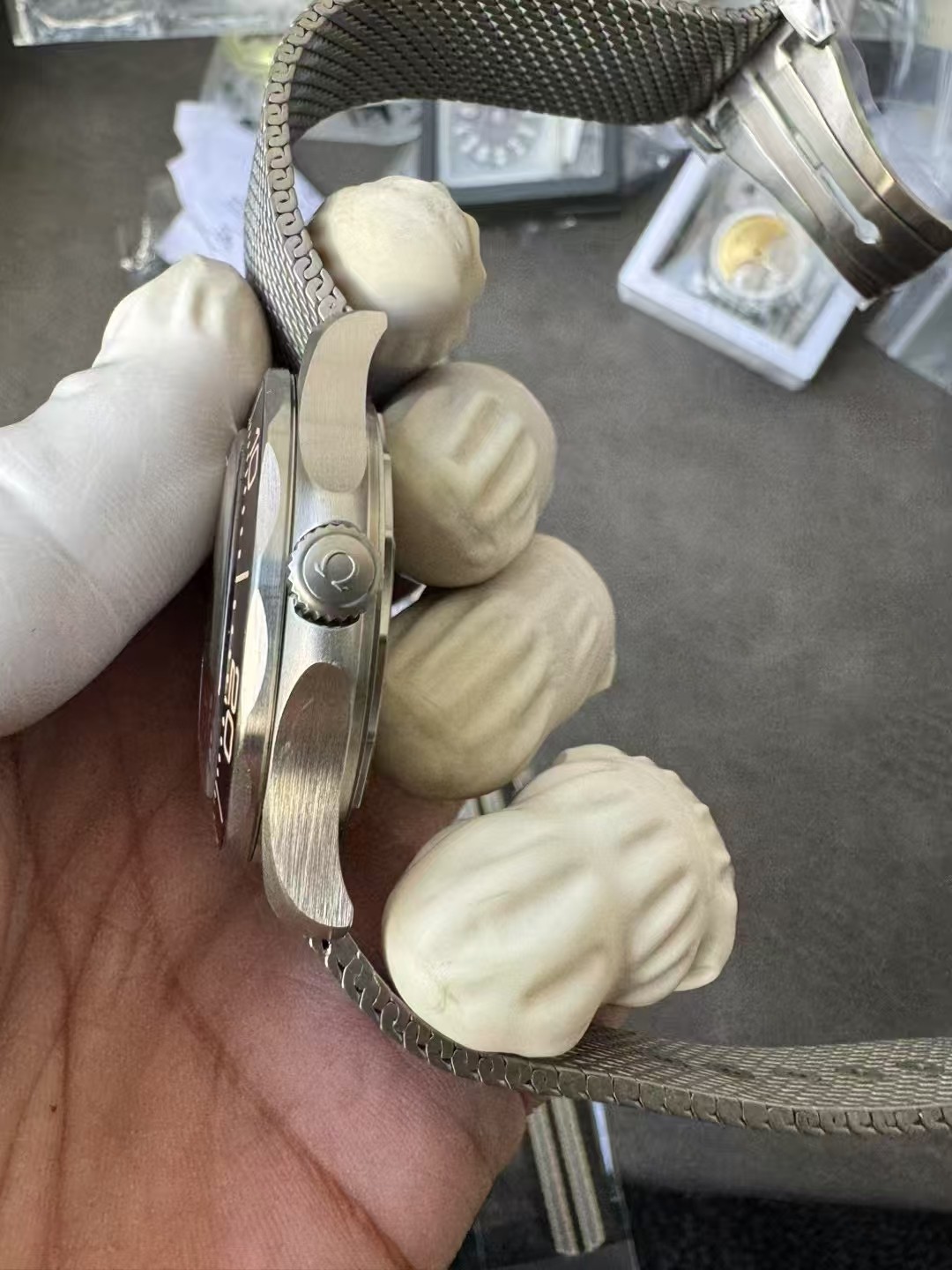 Omega Vs 007--v4 8800 Movementvs movement ①vs ②vs 52 2824 movement41 11 55 ③ ①vs 8800diameter 5 mm ,thickness4.65 0 Mmthickness5.6 ②movement