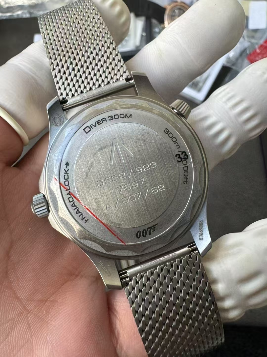 Omega Vs 007--v4 8800 Movementvs movement ①vs ②vs 52 2824 movement41 11 55 ③ ①vs 8800diameter 5 mm ,thickness4.65 0 Mmthickness5.6 ②movement