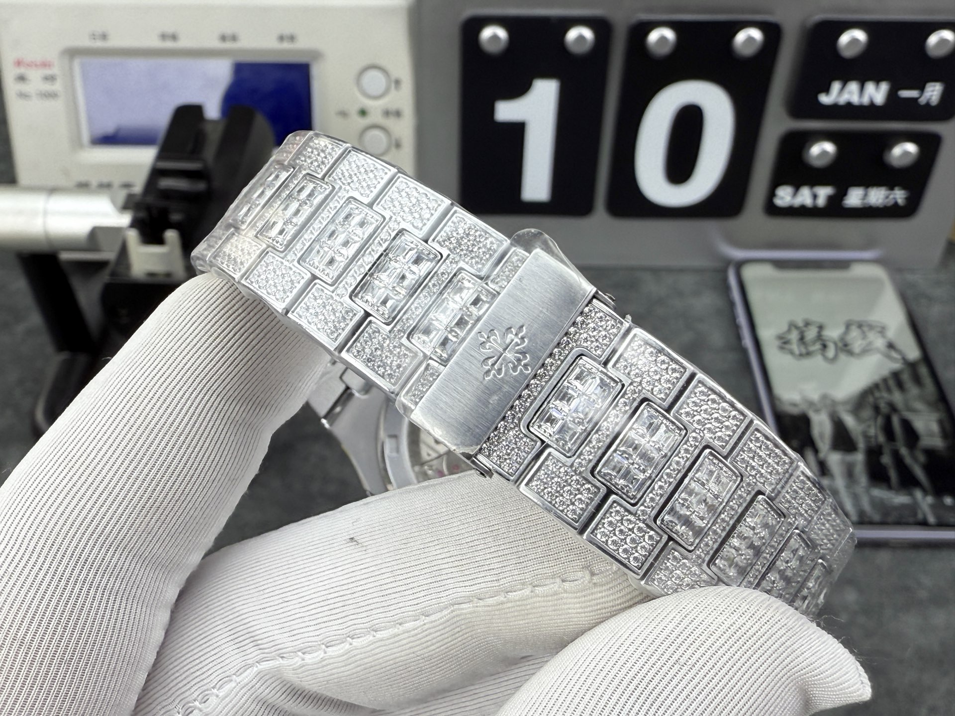 Patek Philippe Pdf Factory Nautilus 5719 Size:40 mm x8.7 Movement: 26-330 Automatic Windingmovement, 316l Cnc ,rose Gold Plated Watch Case 100 32 T 803 150 Dial 255 3