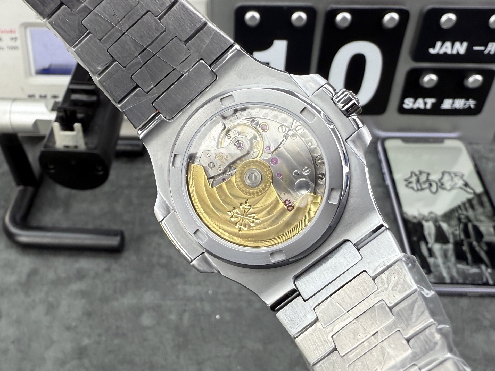 Patek Philippe Pdf Factory Nautilus 5719 Size:40 mm x8.7 Movement: 26-330 Automatic Windingmovement, 316l Cnc ,rose Gold Plated Watch Case 100 32 T 803 150 Dial 255 3