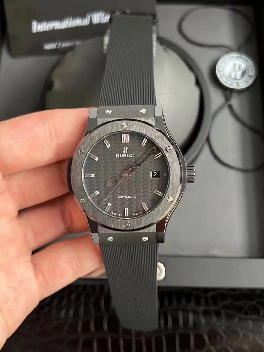 Jjz Classic Fusion cm.jjz Ceramic 3 Original 100 Mechanical 42 ,sizediameter42 mm 6 H Titanium Watch Strap Originalmold Opening Logo Originalseiko Iptitanium Dial 4 Movementhub1110 Movement Sw300-1, 2892 Hublot Attar United Limited Edition