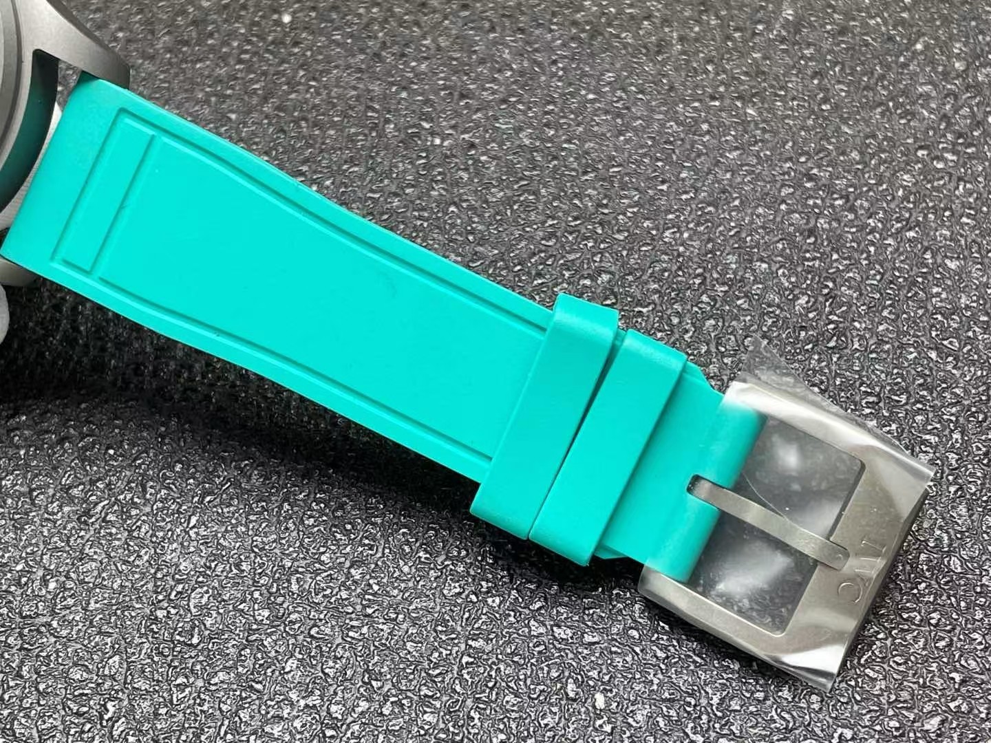 Iwc Iwciwc Iw328210 :iwc- Amg F1 Watch Case: Size:40 68 Mm Crystal: Clasp: Strap: Movement: Citizen9015 M Gramf1 99 A ① Cnc ② Markers Luminous 9 12 100 ③ Diamond