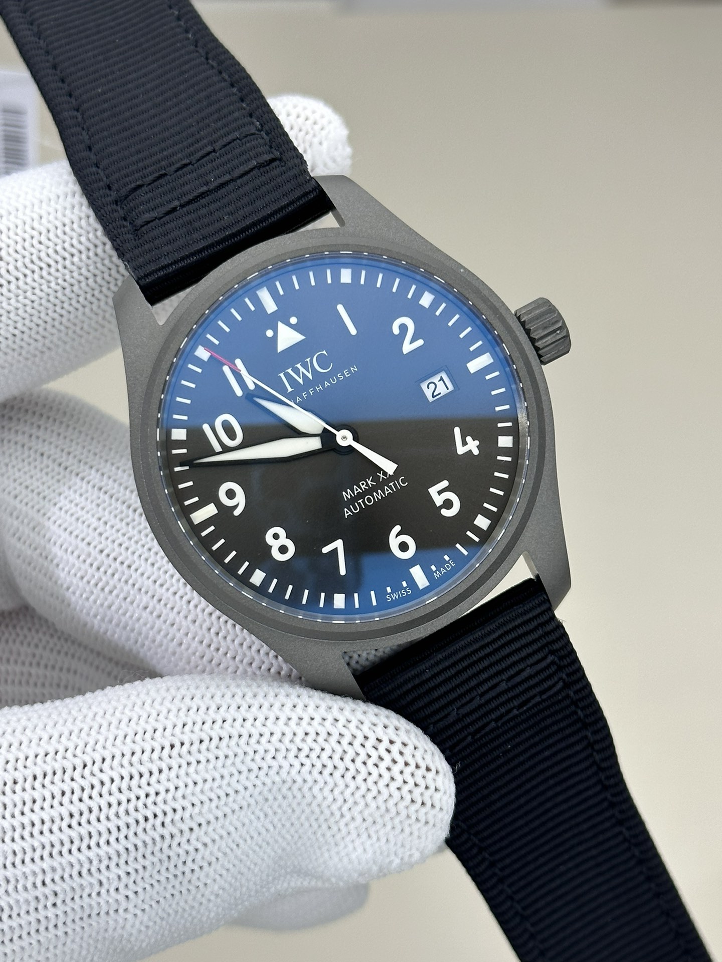 Iwc V7 Gram20titanium Iw328209 Mark Xx Patrouille Suisse Titaniumwatch Case V7 Titanium Gram20, Original Gram V7 Gram20, 5 .watch Gram18 Gram18titanium ,new Style Mechanical Gram20 40 ,thickness 6 mm 2 V7 Dial Hands ,v7 V7 Gram20titanium Gram20 Waterproof