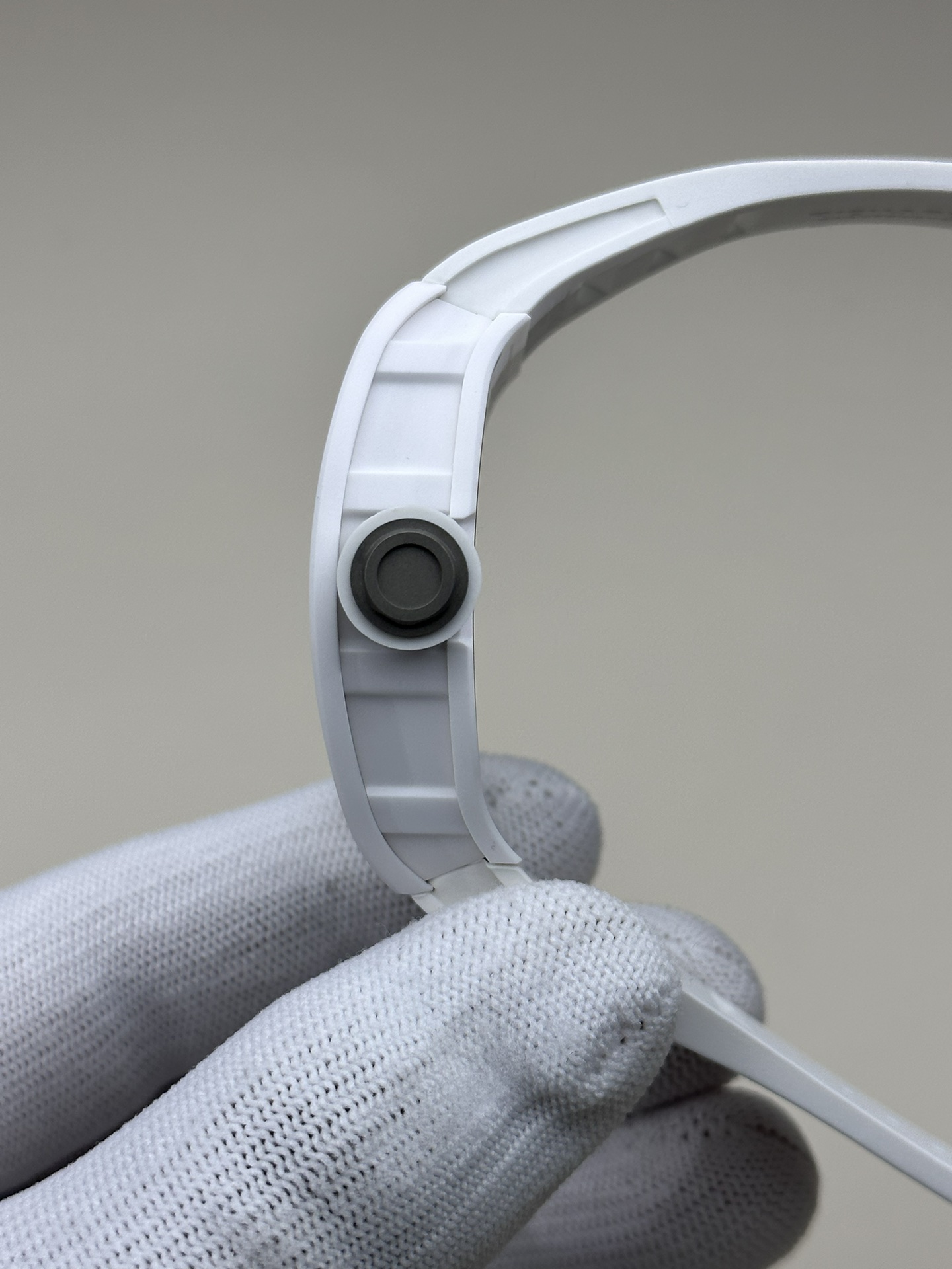 Richard Mille Bbr:rm055 V4 Original Movement, 1 Watch Case: Ceramicwatch Case,watch 2 Originalrmul2 3 Diameter:size 90x42.70 ,thickness 5 mm 4 Crystal Strap 6 Clasp:original Millerm055