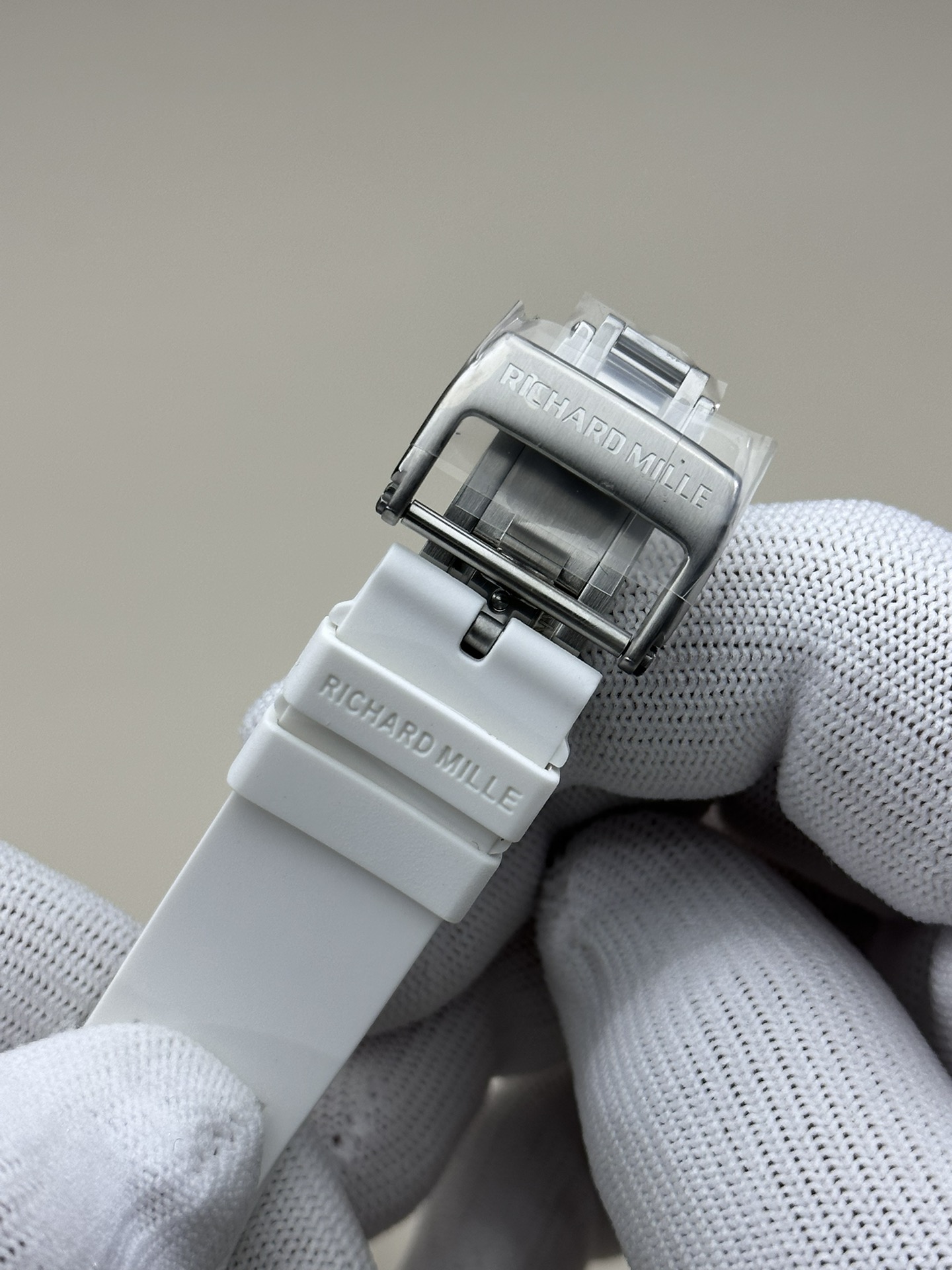 Richard Mille Bbr:rm055 V4 Original Movement, 1 Watch Case: Ceramicwatch Case,watch 2 Originalrmul2 3 Diameter:size 90x42.70 ,thickness 5 mm 4 Crystal Strap 6 Clasp:original Millerm055