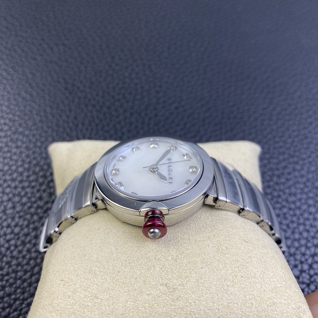 Bulgari Bv Lvcea Serpenti Watch Case 1 Size:33 mm 2 Case:316 3 Crystal: 4 Diamond 5 Dial: / 6 Strap:316 7 Clasp: 8 Movement: 9015mechanical