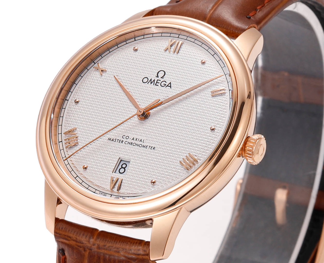 Omega Gtfactory Gt 40 Watch Case Mold Opening, Original Dial Pvd Steel Strap Clasp Omega8800 Movement, Sapphire Crystal