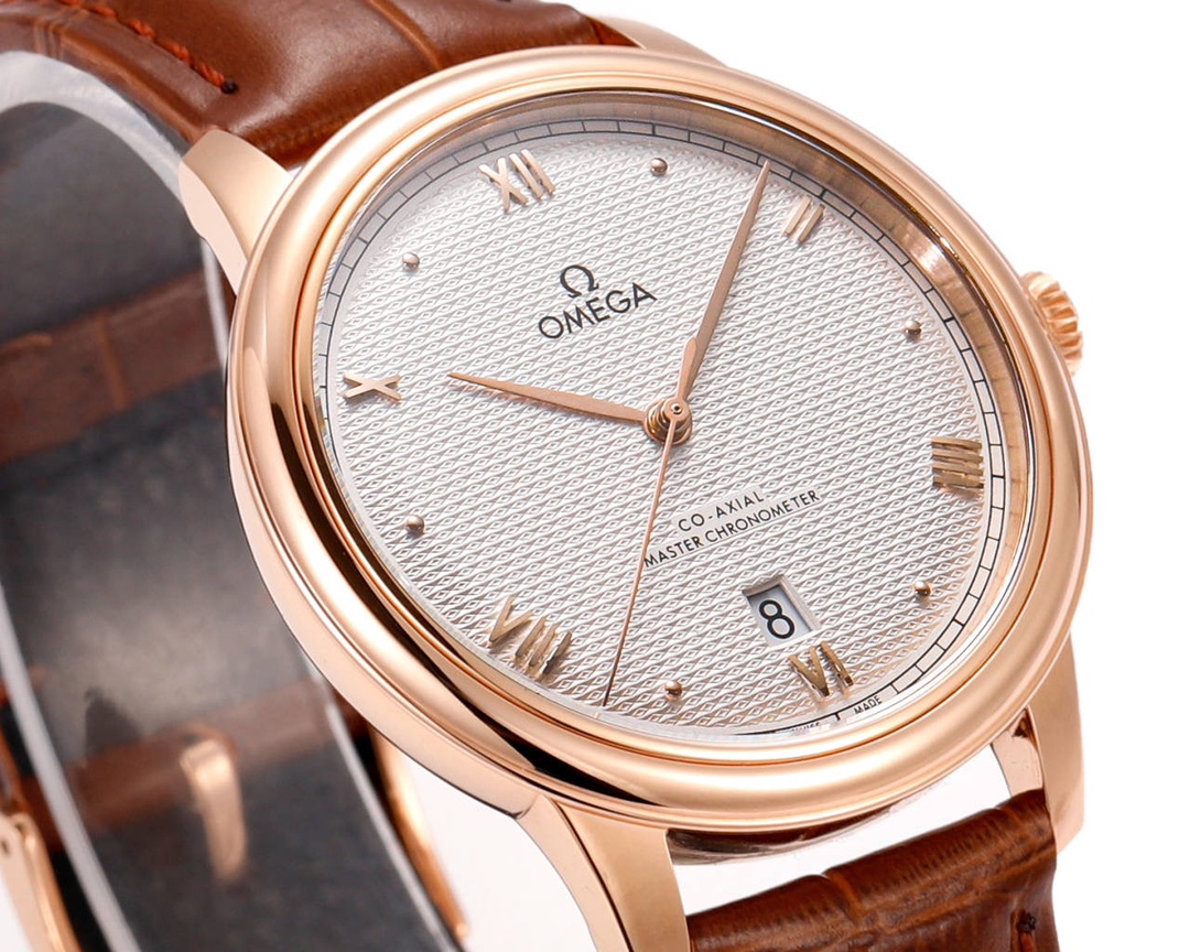 Omega Gtfactory Gt 40 Watch Case Mold Opening, Original Dial Pvd Steel Strap Clasp Omega8800 Movement, Sapphire Crystal